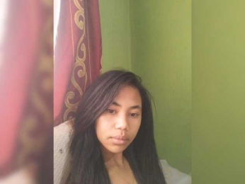 anaiss webcam bongacams model stream image