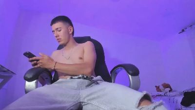 Aleckk_Boy webcam model stream image