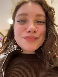 lucy-joy webcam stripchat model stream image