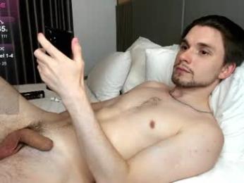 maximum_hot webcam model stream image