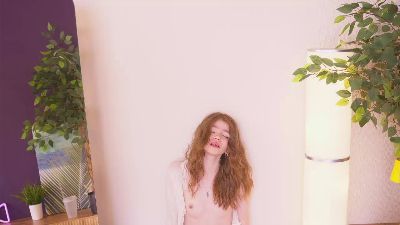 CloverChapel webcam model stream image