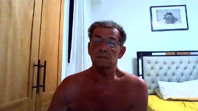 AMORE2704 webcam model stream image