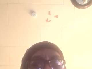 bonni3-clyde webcam model stream image