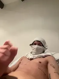 TeenNPlay webcam model stream image