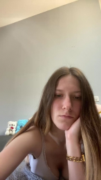 Lebestcouple webcam model stream image