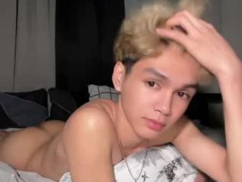 camwithethan webcam model stream image