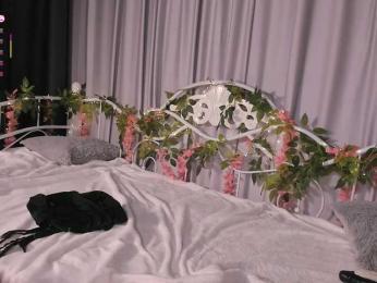 Pauline-wish webcam model stream image