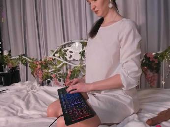 Pauline-wish webcam model stream image