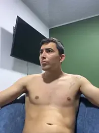 Parejaa_curiosaa19 webcam stripchat model stream image