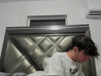 gayndepressed webcam model stream image