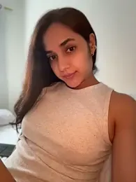 __amcutefatima webcam model stream image