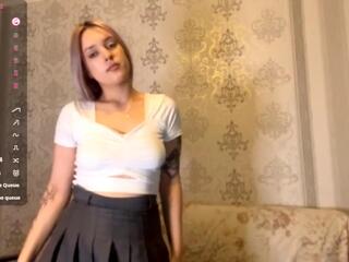 Lynette Chubb webcam model stream image