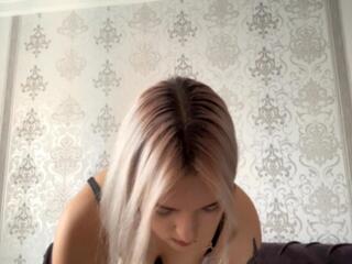 Lynette Chubb webcam model stream image