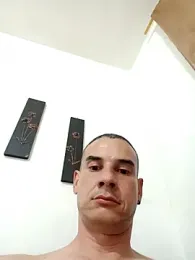 Robert-kloe webcam stripchat model stream image