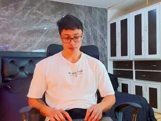 Lucian Noir webcam flirt4free model stream image