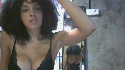 FemDomlia webcam model stream image
