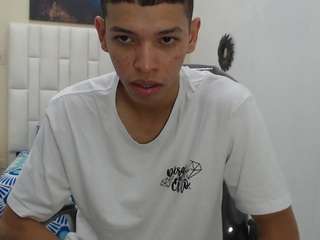 brian-scott23 webcam model stream image