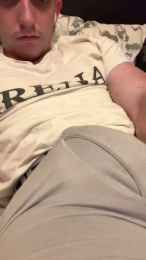 MrCazzone01 webcam model stream image