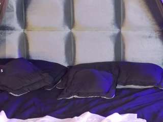 maylu-fox webcam model stream image