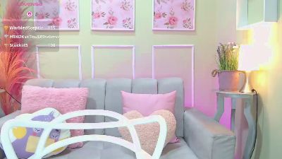 LuccyMilky webcam model stream image
