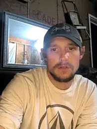 Midwestalpha webcam model stream image