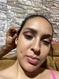 twohornys webcam model stream image