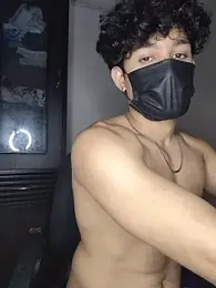 roxiii_ webcam model stream image
