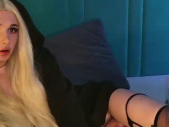 dollfacedeluxe webcam model stream image