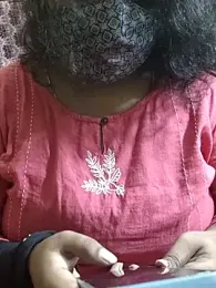 Yoursriya25 webcam model stream image