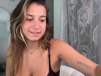 elenahere4u webcam model stream image