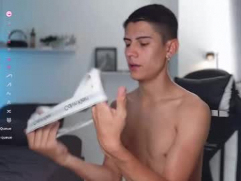 hey_cesard webcam model stream image