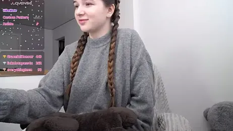 MakiimaStar webcam stripchat model stream image