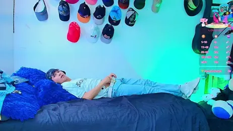 twink_sebas_ webcam model stream image