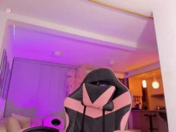 mia_yourmommy webcam model stream image