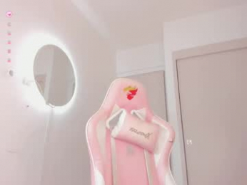 mia_yourmommy webcam model stream image