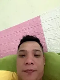 letruong6879 webcam model stream image
