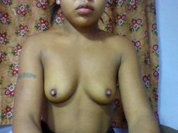 Elysa7 webcam model stream image