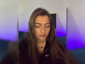 WILDGIRL webcam model stream image