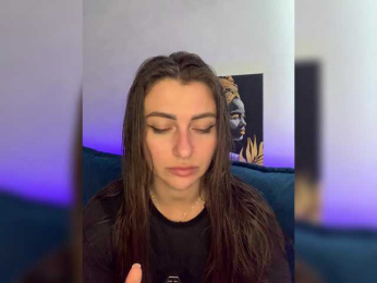 WILDGIRL webcam model stream image
