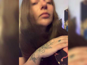 WILDGIRL webcam model stream image