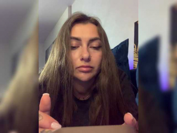 WILDGIRL webcam model stream image
