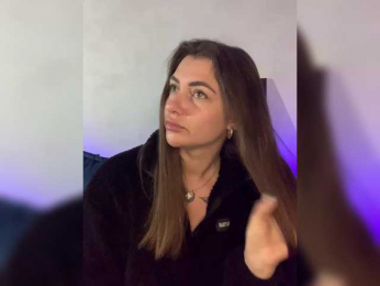 WILDGIRL webcam model stream image