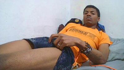 Lovainathiery webcam model stream image