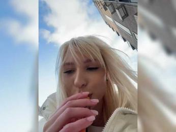 Cristi-Candy webcam bongacams model stream image