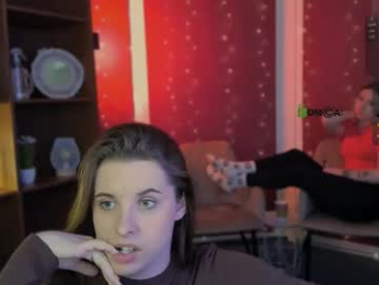 mila_glow webcam model stream image