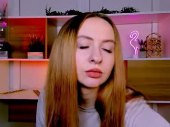 mila_glow webcam model stream image