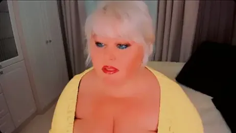 BIGTITSBBW webcam model stream image