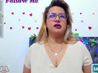 hazel-34 webcam camsoda model stream image