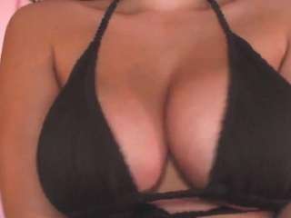 milkybunny webcam model stream image