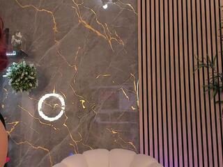 Milla Booms webcam flirt4free model stream image